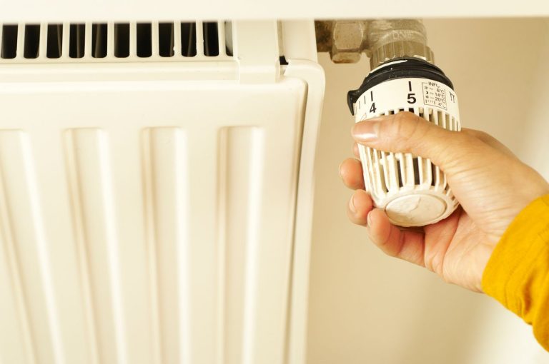 Purger un radiateur en chauffage collectif