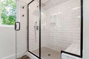 Douche carrelée